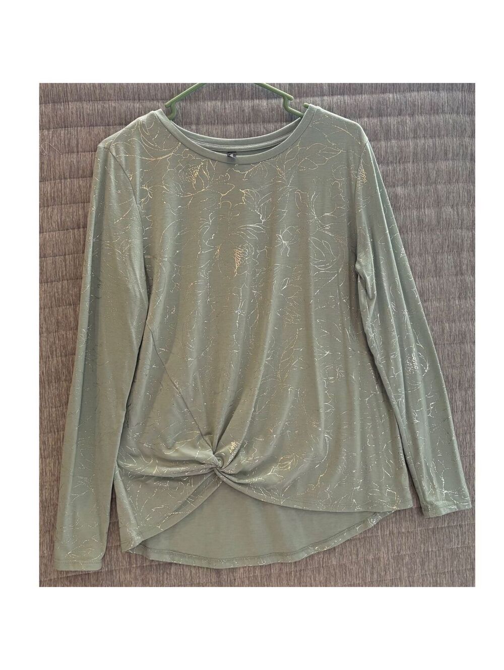 Massini Women's Long Sleeve Mint Metallic Floral Twist Front Top Small